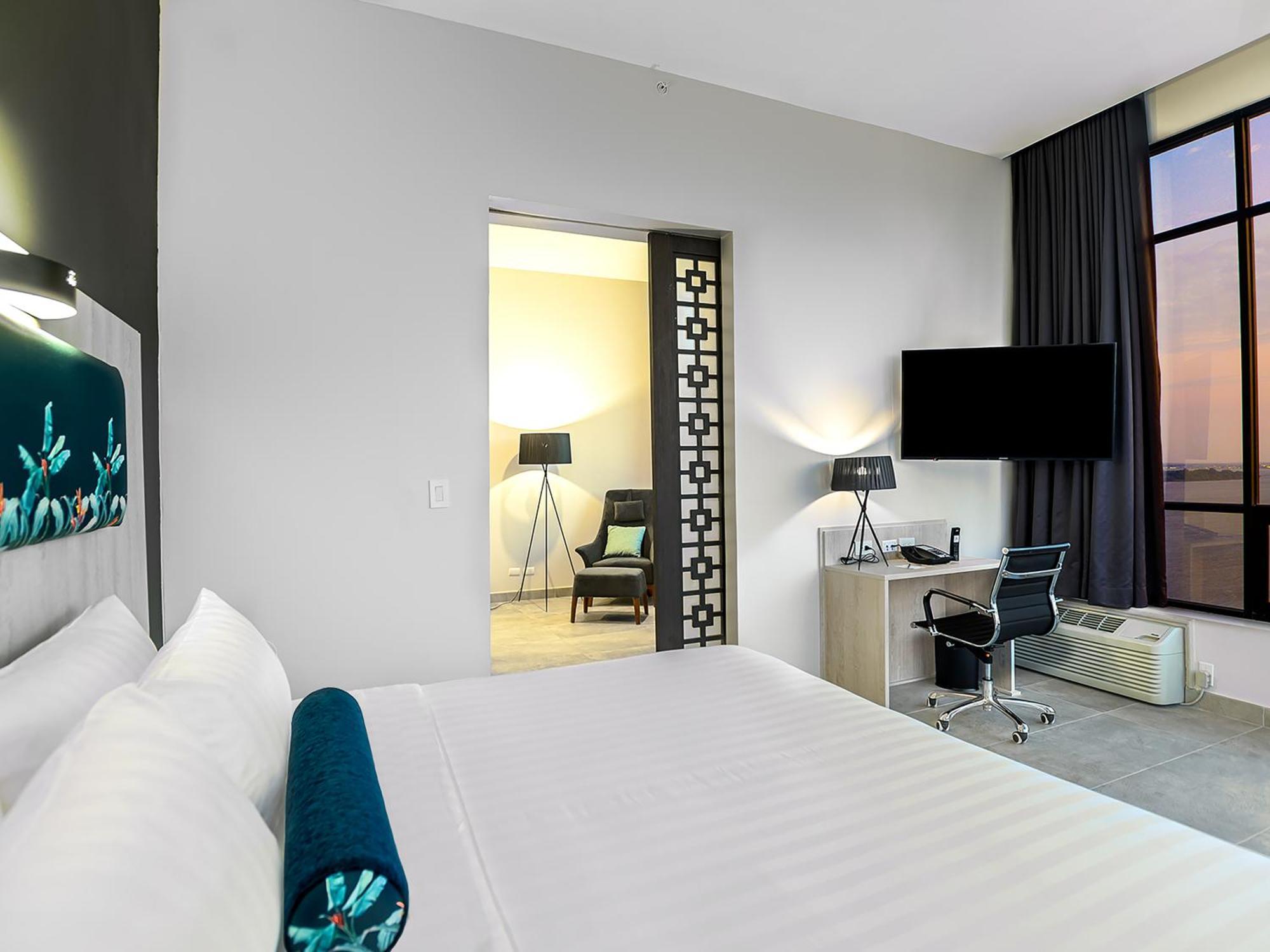 Doubletree By Hilton Guayaquil Otel Dış mekan fotoğraf