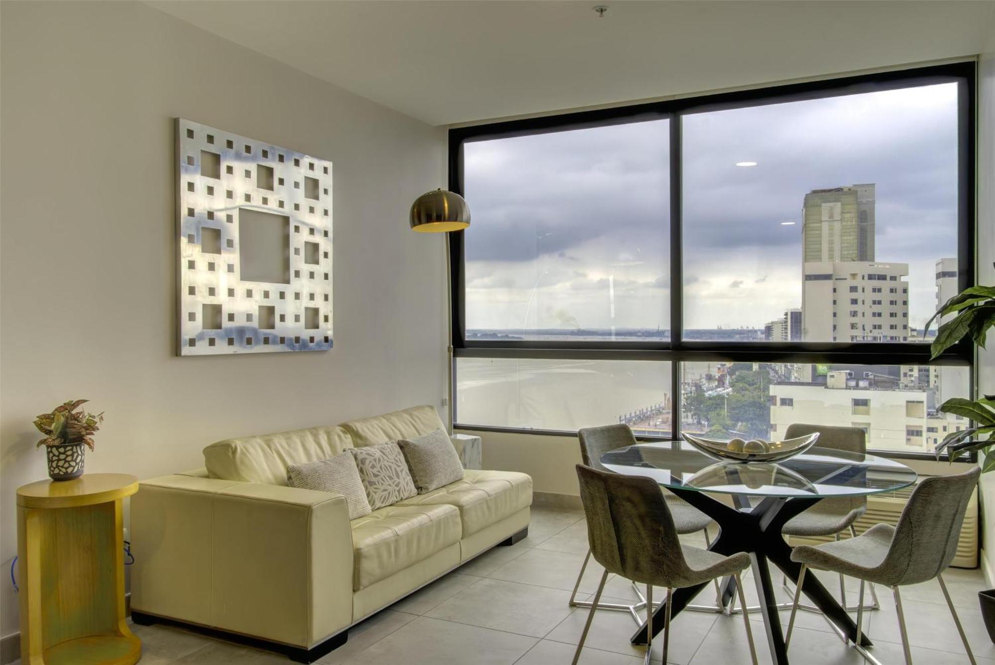 Doubletree By Hilton Guayaquil Otel Dış mekan fotoğraf