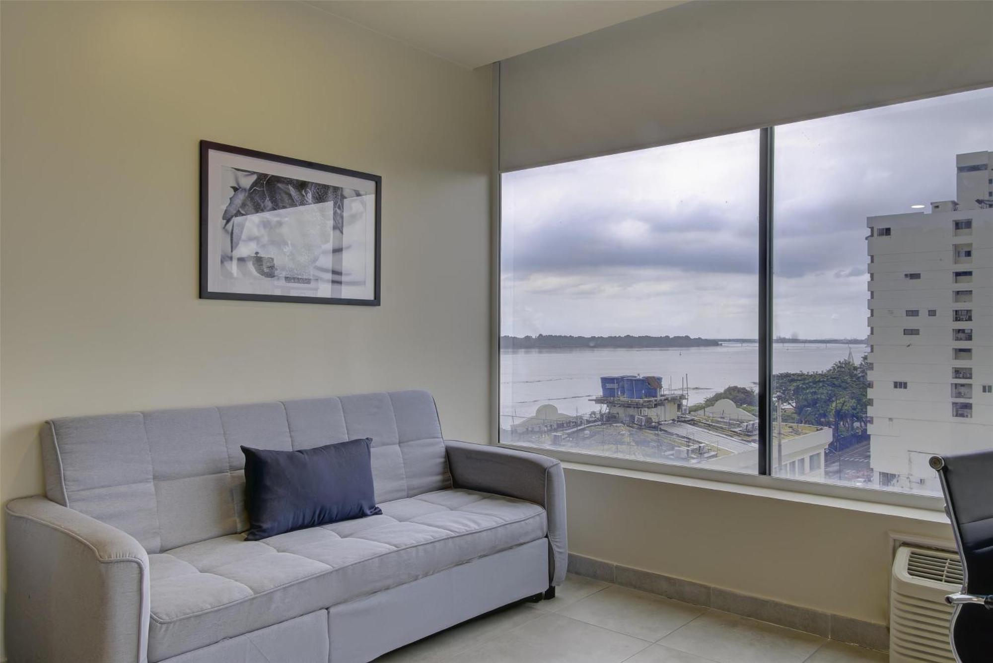 Doubletree By Hilton Guayaquil Otel Dış mekan fotoğraf